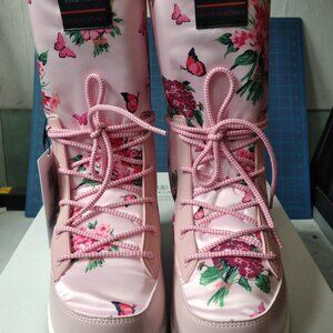 New in Box BOGNER X LOVE SHACK FANCY size 7 Made In Italy La Plagne Snow Boots